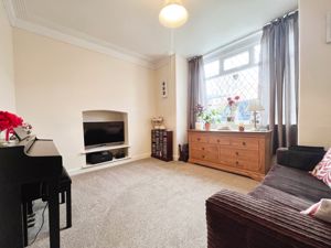 Living Room- click for photo gallery